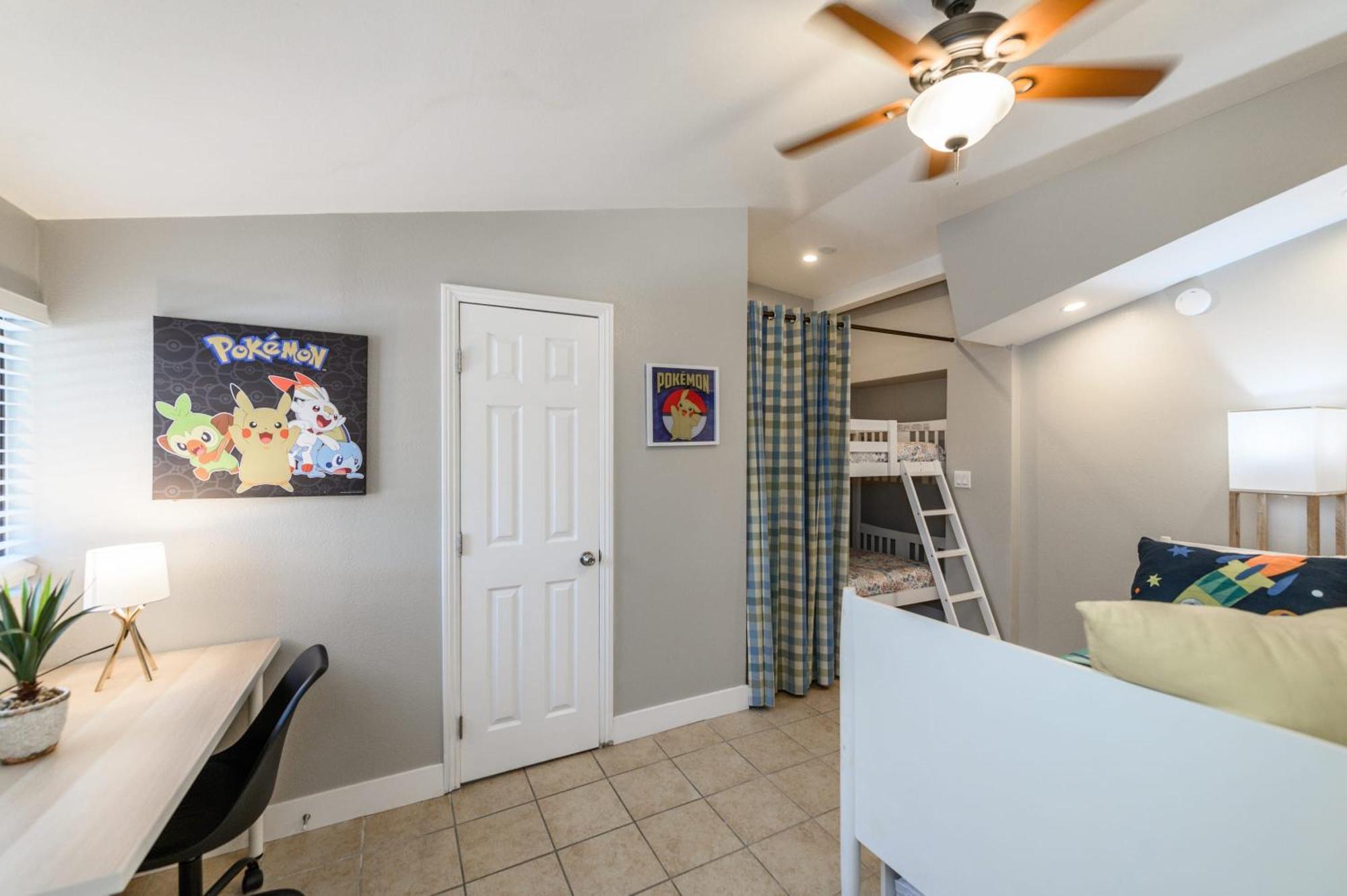 Casa de Férias Disneyland Dream 5 Bedroom 3 Bath Theater Games Pool Table Anaheim